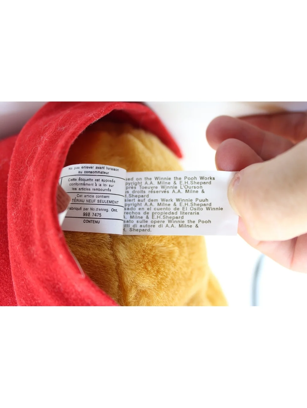 New Vintage Walt Disney Winnie the Pooh Valentine Day Plush Heart Beat Pooh 11